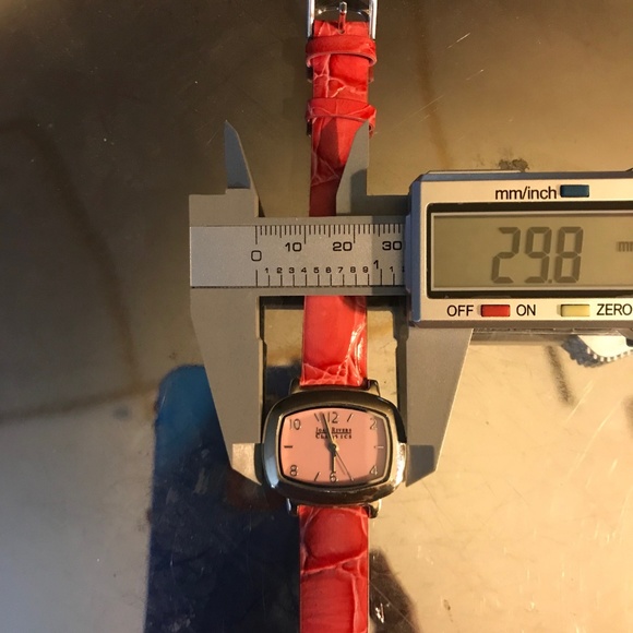 WORKING Joan Rivers CLASSICS Watch - Picture 4 of 6